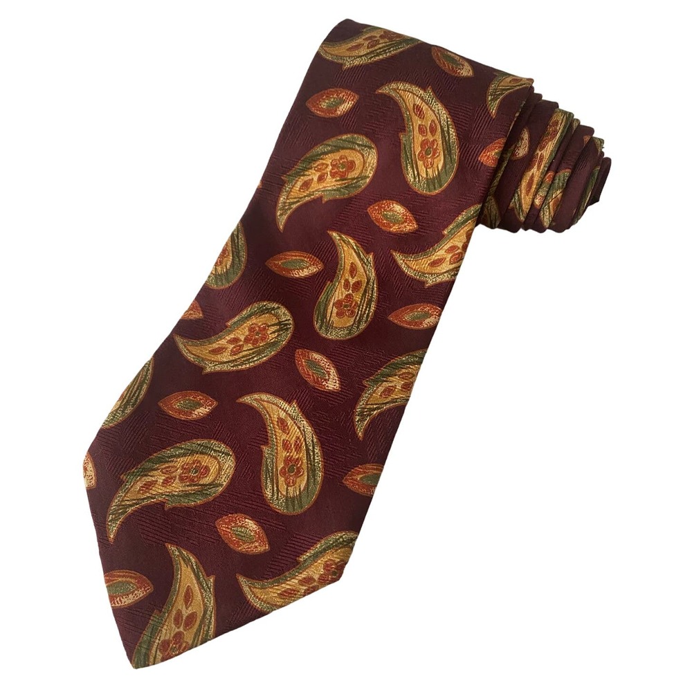 Burberrys of London Men's Tie 100% Silk Hand Sewn in USA Paisley 59"